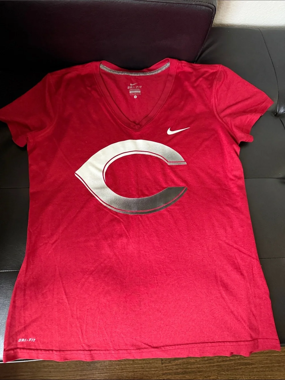 Nike Women's Red Short Sleeve Dri-FIT Tee with Cincinnati Reds Silver Logo
